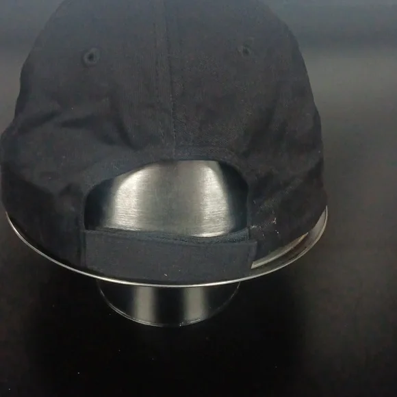 Dr. McGillicuddy's hat - Picture 4 of 7